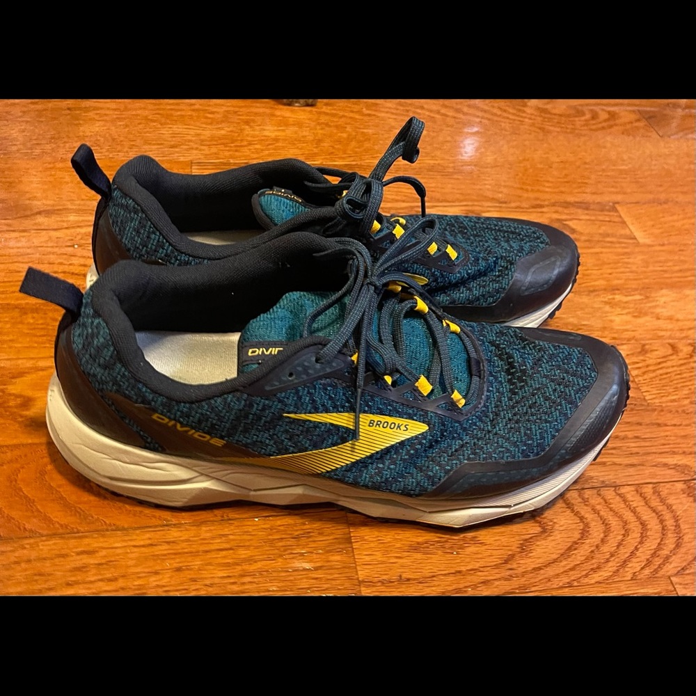 Brooks Divide Running shoes sneakers size 12